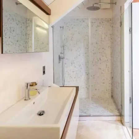 Luxury Mansard Borghese * Rom
